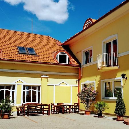 Hotel Sormester Szarvas Exterior foto